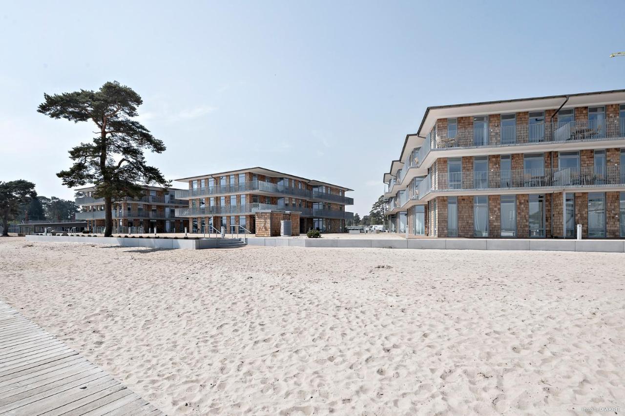 Ahusbrygga Apartment Hotel Exterior photo
